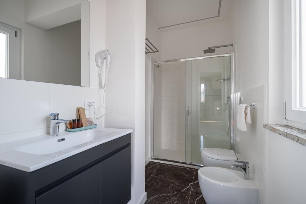 Attico 37 - Queen Room Con Terrazza Privata Palermo Exteriör bild